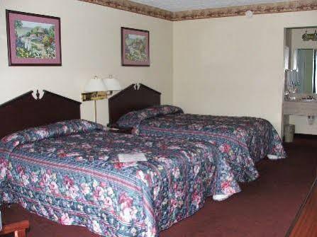 Red Rose Inn & Suites Plant City Bagian luar foto