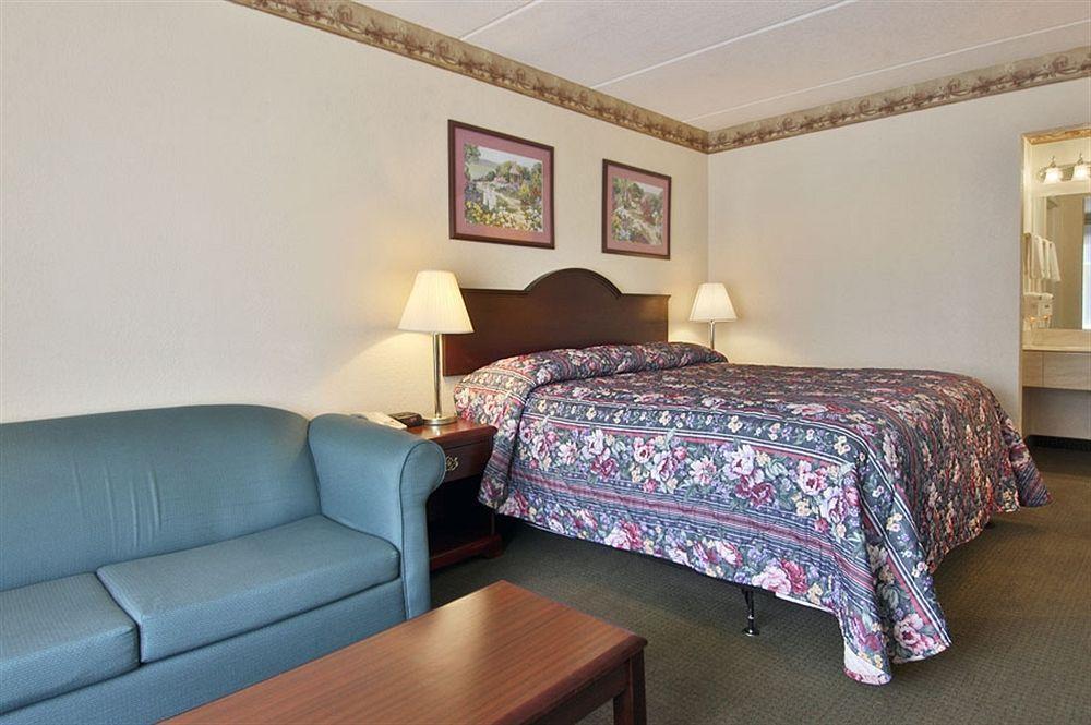 Red Rose Inn & Suites Plant City Bagian luar foto